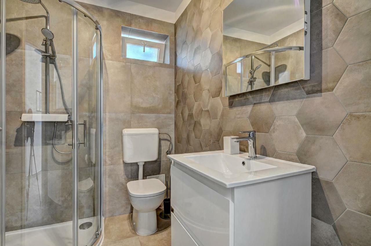 Apartman M Apartment Pula Luaran gambar